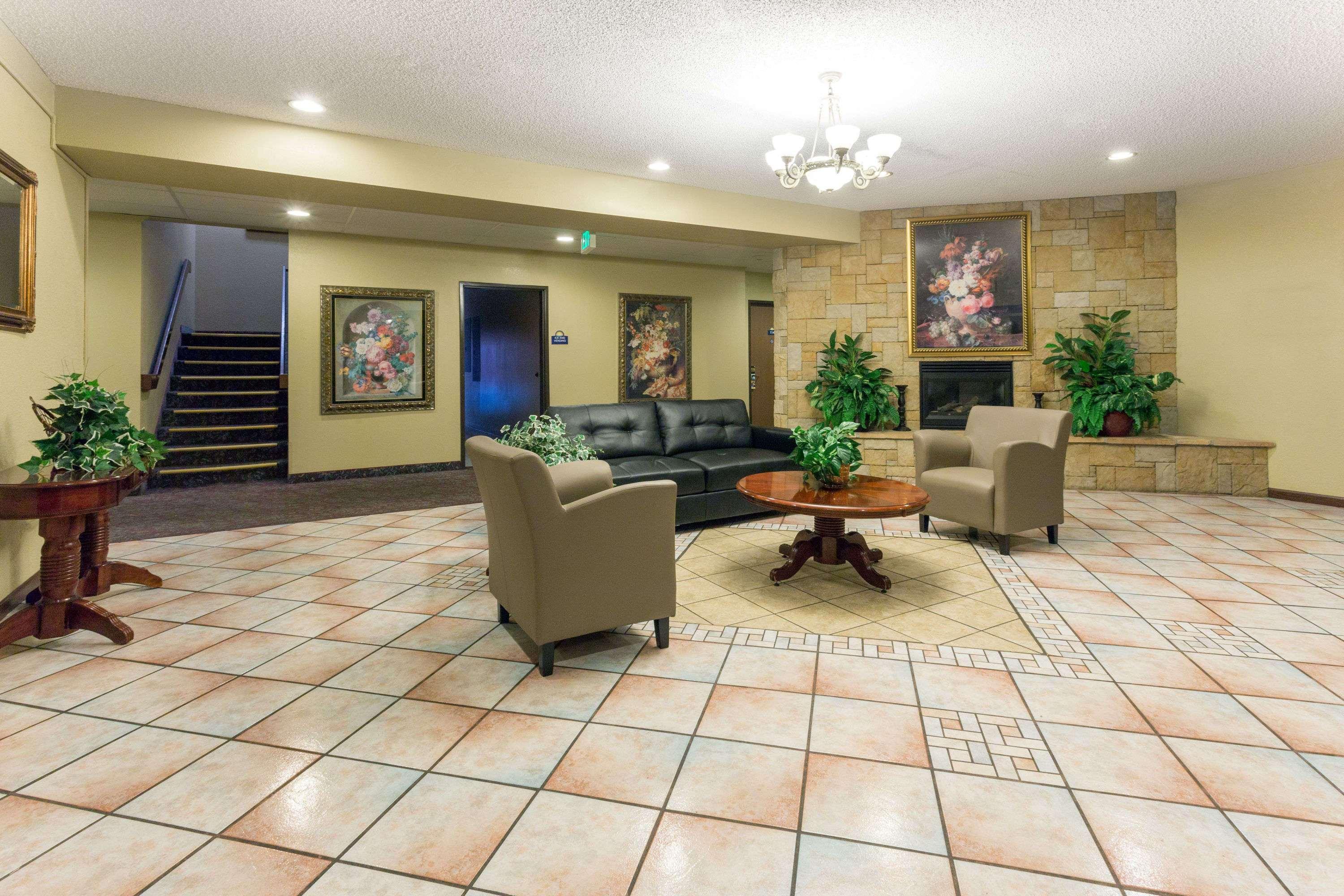 Days Inn By Wyndham Colorado Springs Airport Ngoại thất bức ảnh